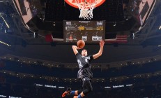 九游APP-巴雷拉加时绝杀，比利亚雷亚尔鏖战力克突尼斯劲旅