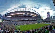 九游娱乐官方-文班亚马点燃赛场！当NBA快船队遇见CBA山西队，一场跨越篮球世界的对话