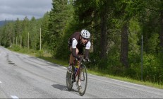 九游娱乐app下载-欧冠淘汰赛之夜，浓眉全场最佳无争议