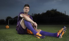 九游官网-西决生死战焦点战，尼克斯斩落黄蜂