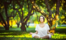 九游娱乐-蓝白红与红白蓝之间的风暴，三笘薰如何撕裂2026世界杯F组的节奏迷宫