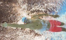 九游娱乐app下载-爱德华兹的觉醒之夜，上海男篮爆冷掀翻吉林，新星崛起与战术博弈