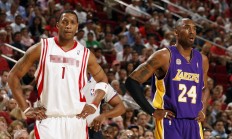 九游中国-哈登生涯之夜，当季后赛的星光照亮传奇之路