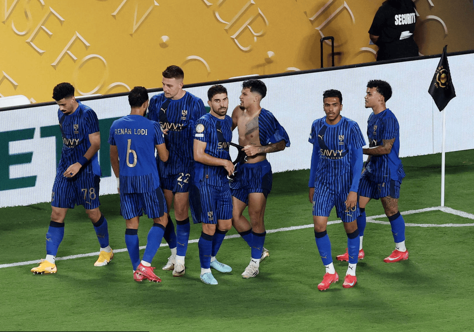 多特蒙德前场火力梗阻，球队进攻组织混乱的简单介绍