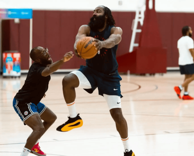 包含火箭险胜魔术，核心球员状态回暖的词条