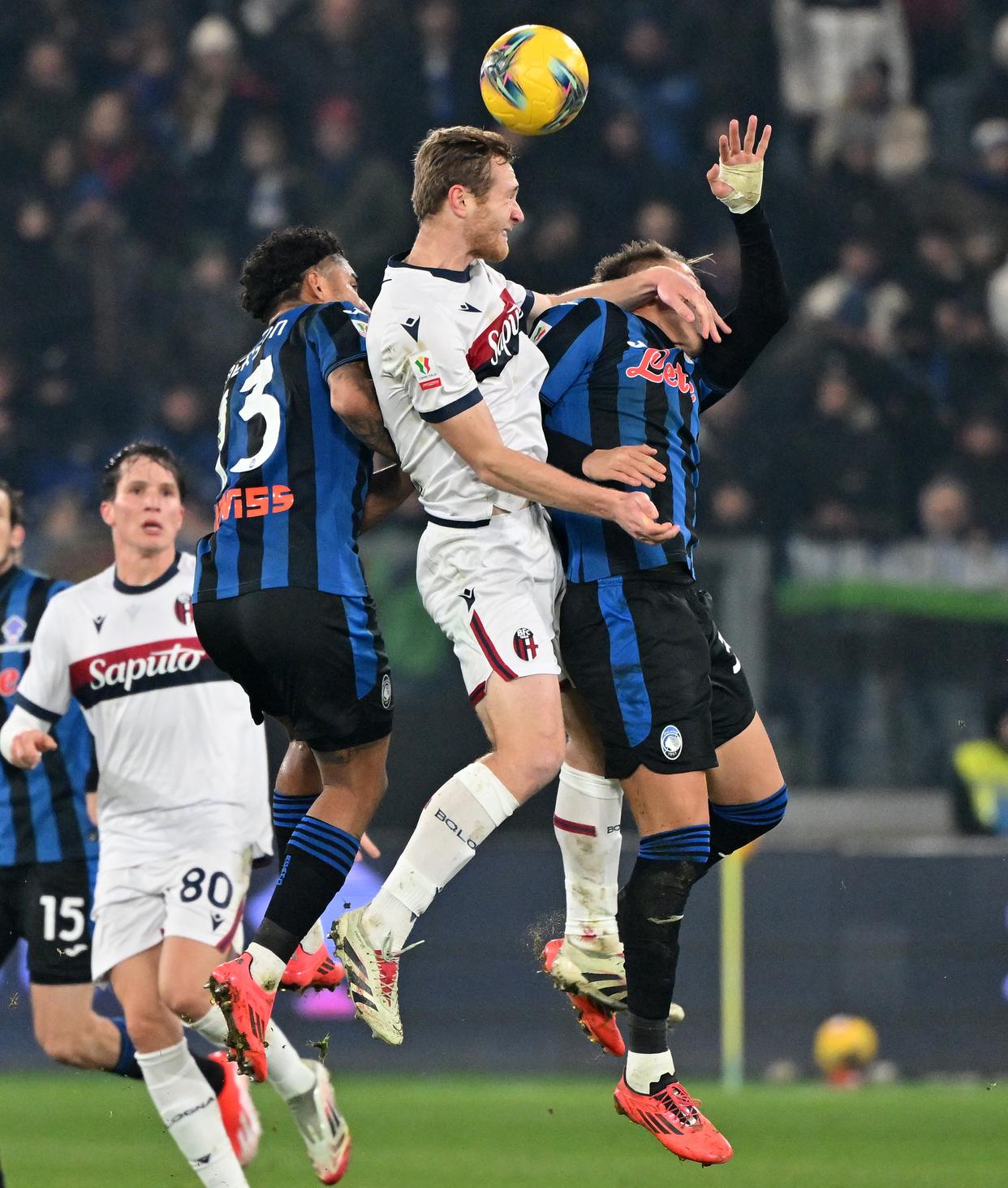 意大利淘汰英格兰，成功晋级半决赛