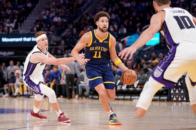 体坛巨星的动人表现：球场上的光芒的简单介绍