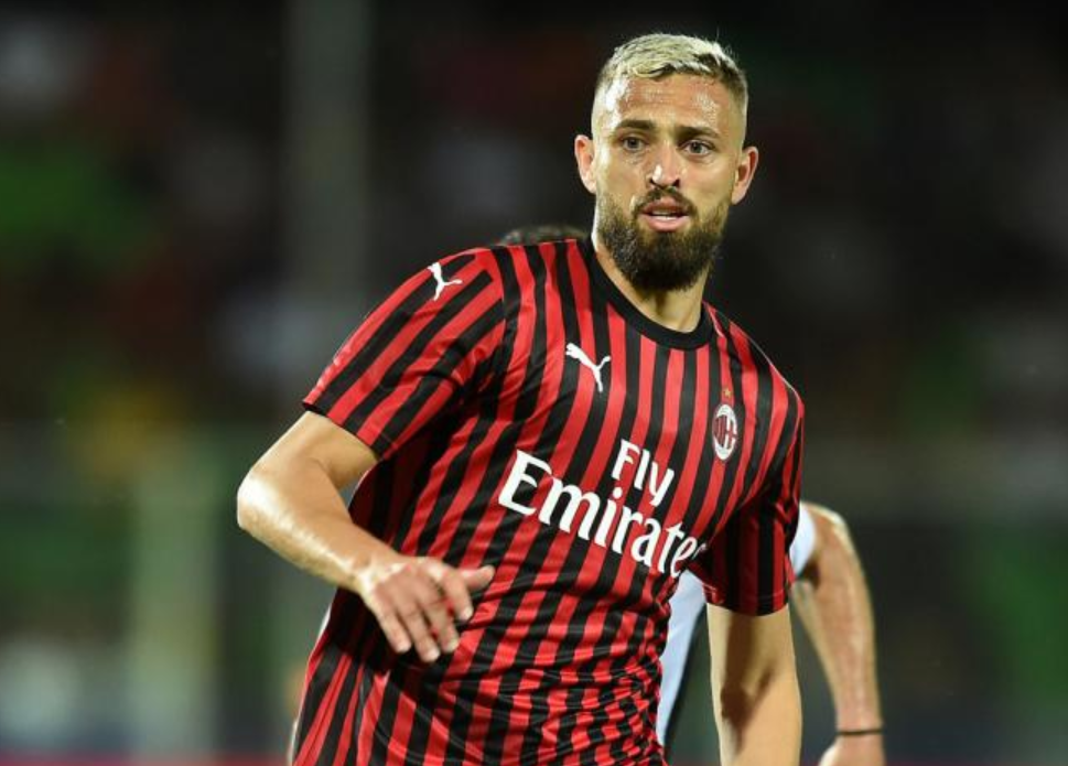 包含丹麦队预选赛胜出，赢得晋级机会的词条