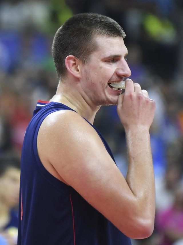 瑞典队实现逆袭，惊险晋级半决赛