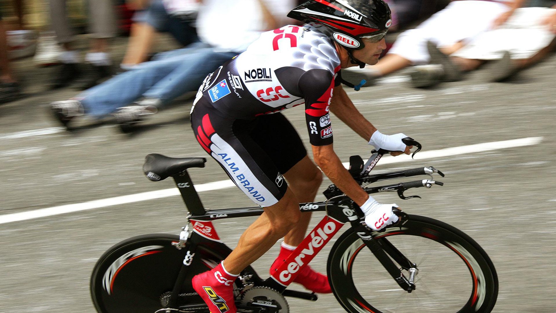 马赛血拼荷兰，哈弗茨如何从争议中崛起，成为日耳曼战车的关键先生